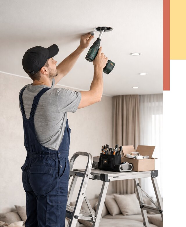 Установка и монтаж точечных светильников в натяжной потолок в Твери от 1957 руб. | ОТДЕЛОЧНИК-Твр